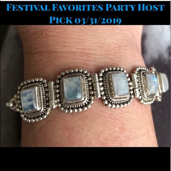 Vintage Jewelry - HP💝Vintage Moonstone Sterling Silver Bracelet